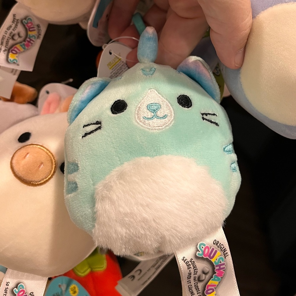Iman Caticorn squishmallow clip blue nwt